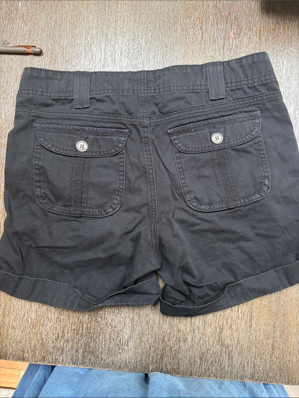 Lee Women's Black Rolled-Hem Bermuda Shorts - Picture 3 of 3